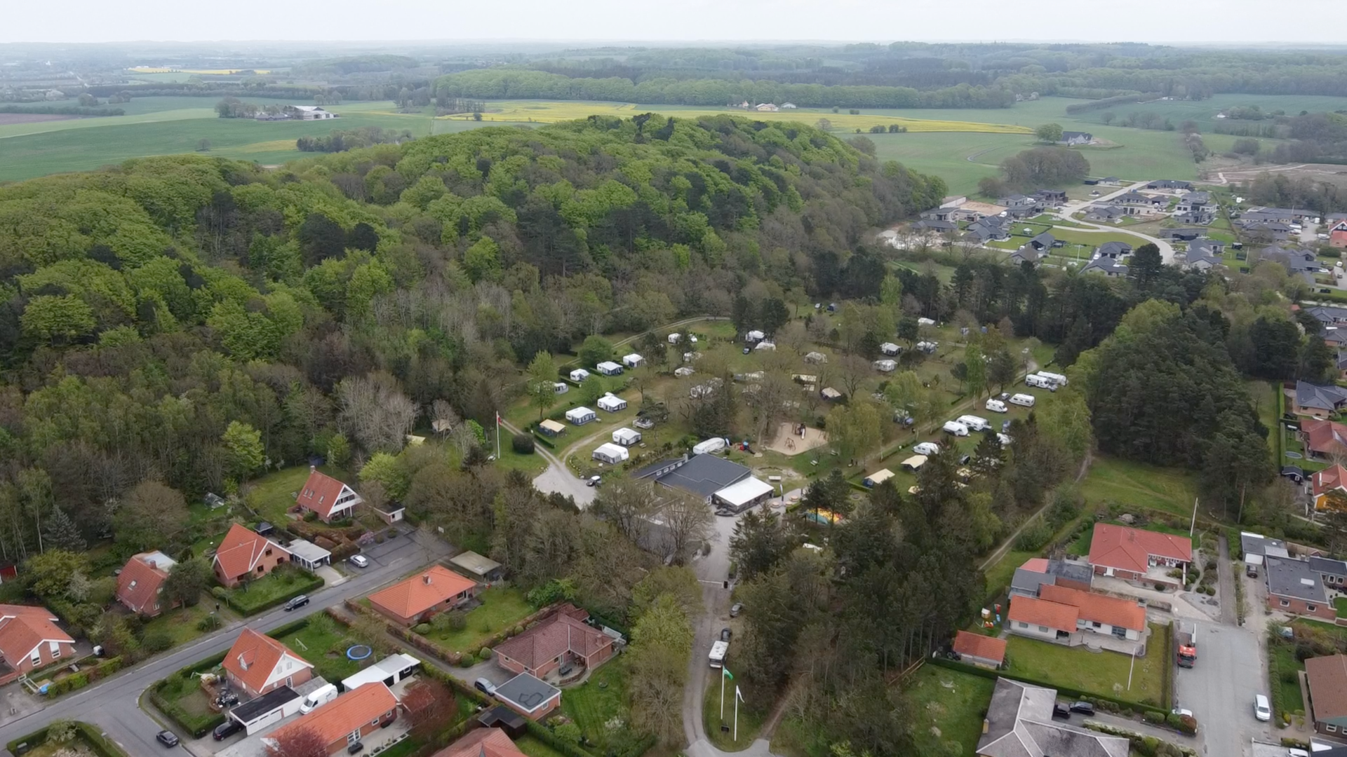 Dronefilm af området der skal blive til boliggrunde